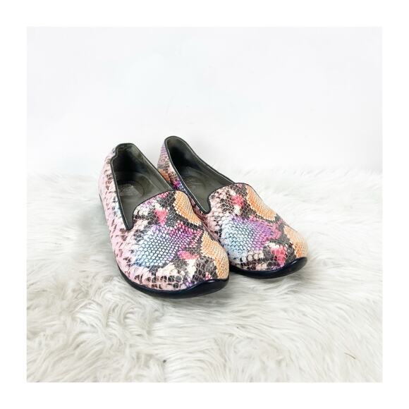 Dansko Olivia 38 8 Pink Women's Embossed Snakeskin Slip On Leather Ballet Flats - Picture 2 of 14